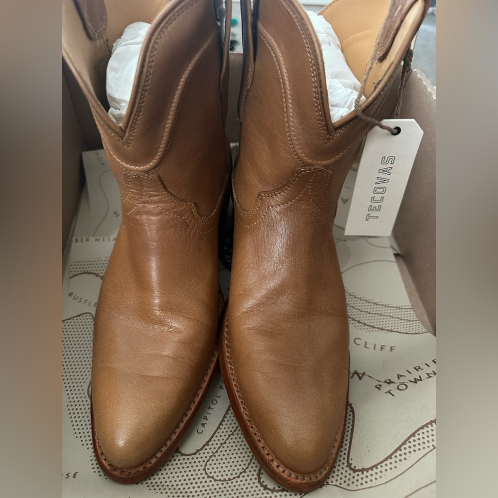 TECOVAS- The Penny - Women’s Boots in Carmel Tan, Size 9.5